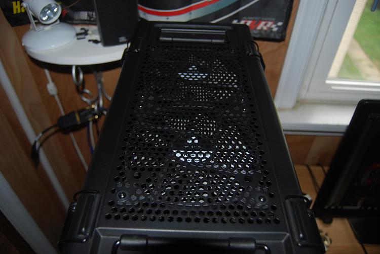 Partial build started-corsair-c70-case-top.jpg