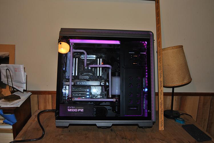 Sneak Peak at my new build.-dsc_0010.jpg