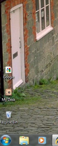 I am looking for a desktop App that does This:-my-desk.jpg