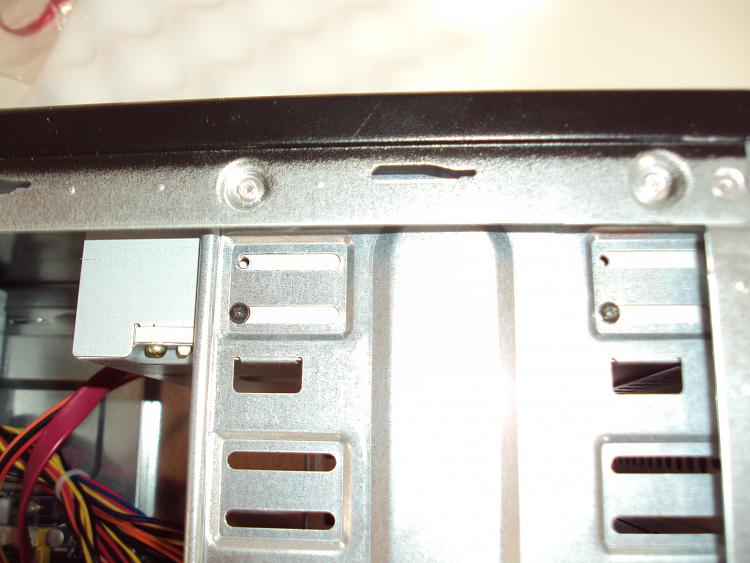 SATA DVD CD Drive - How to Install-screws.jpg