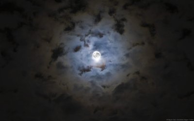 Moon.jpg Moon.jpg
