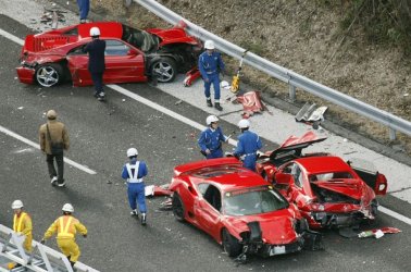 pb-111204-crash4-cannon_photoblog900.jpg