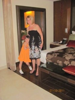 Angie & Han.JPG Angie & Han.JPG