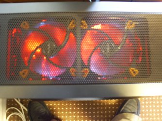12, 2x120mm antec true quiet.jpg