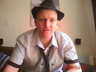 me in me hat.jpg