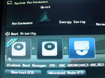 EFI Bios 1.JPG