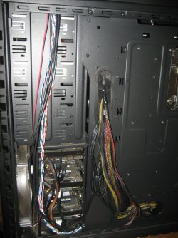 02 - cable management right side.JPG