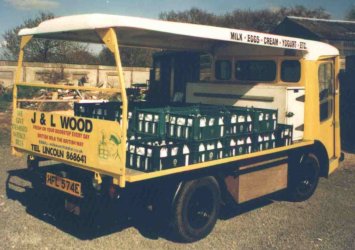 Milk_Float_2.jpg