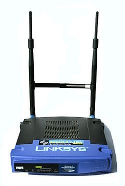 250px-WRT54G_Linksys_Router_with_7_dBi_Antennas_Digon3.jpg