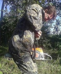 Chainsaw.jpg Chainsaw.jpg