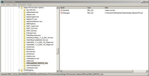 2013-12-07 03_52_41-Registry Editor.jpg