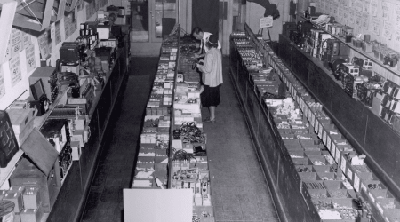 OriginalRadioShack.PNG