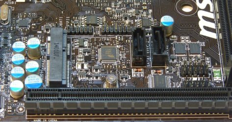 msi_am1i_miniPCIe_sata_big.jpg msi_am1i_miniPCIe_sata_big.jpg