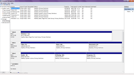 2015-05-31 13_06_46-Computer Management.png