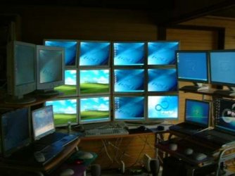 geek-computer-station-10.jpg