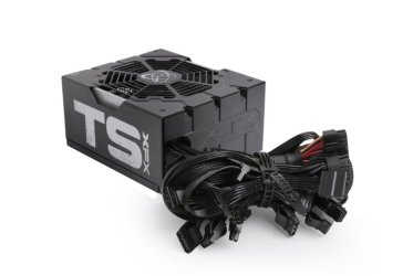Power XFX 650W PRO 2.JPG