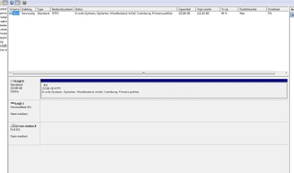 Disk management screen shot.JPG Disk management screen shot.JPG