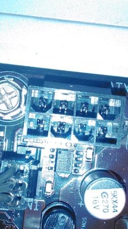 Motherboard female 8 sockets 6 on right OK.jpg