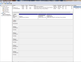 7forums - disk mgmt.PNG