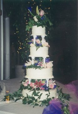 big-cake-l.jpg big-cake-l.jpg