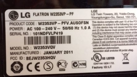 LCD monitor 2011 IMG_0854.jpg