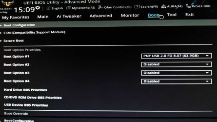 non-uefi_boot_option_01.jpg non-uefi_boot_option_01.jpg
