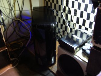 Under middel llight on.JPG