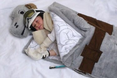 tauntaun-sleepingbag-(2).jpg