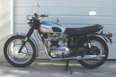 1968 TR6R -1.jpg