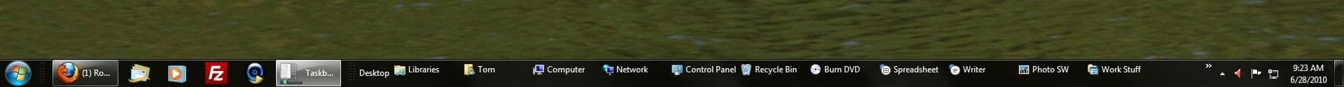 TaskbarBot.jpg