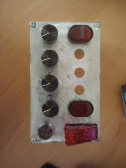 Plugged plate.jpg Plugged plate.jpg