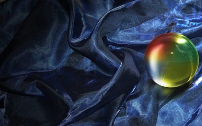 orb on silk cloth1440x900.jpg