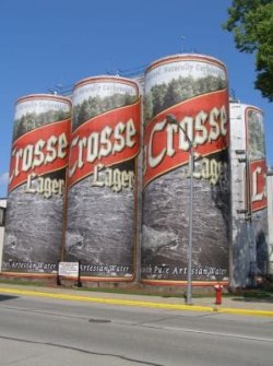 Worlds-Largest-Six-Pack_LaCrosse_WI.jpg