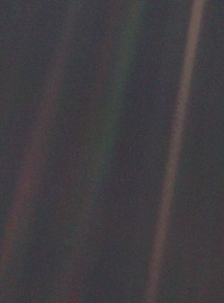 Pale_Blue_Dot.png