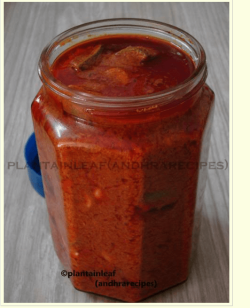 plantain leaf(Andhra Recipes) AVAKAYA - A TREDITIONAL ANDHRA MANGO PICKLE FROM _2011-01-29_10-48.png