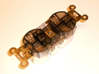 Furutech FP-15 Phosphor Bronze Outlet.jpg