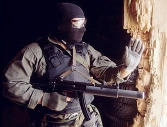 article-0-0044916700000258-648_468x356.jpg