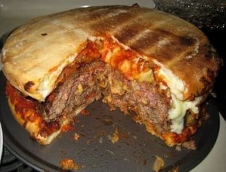 Bacon Cheese Pizza Burger.jpg Bacon Cheese Pizza Burger.jpg