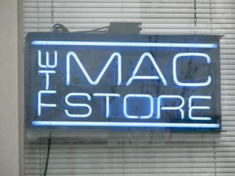 MacStoreWhatTheFunnyNeonComputerSig.jpg MacStoreWhatTheFunnyNeonComputerSig.jpg