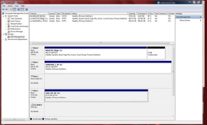 Disk_Mgmt_Full_Screen.JPG
