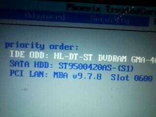 bios-boot-order.jpg bios-boot-order.jpg