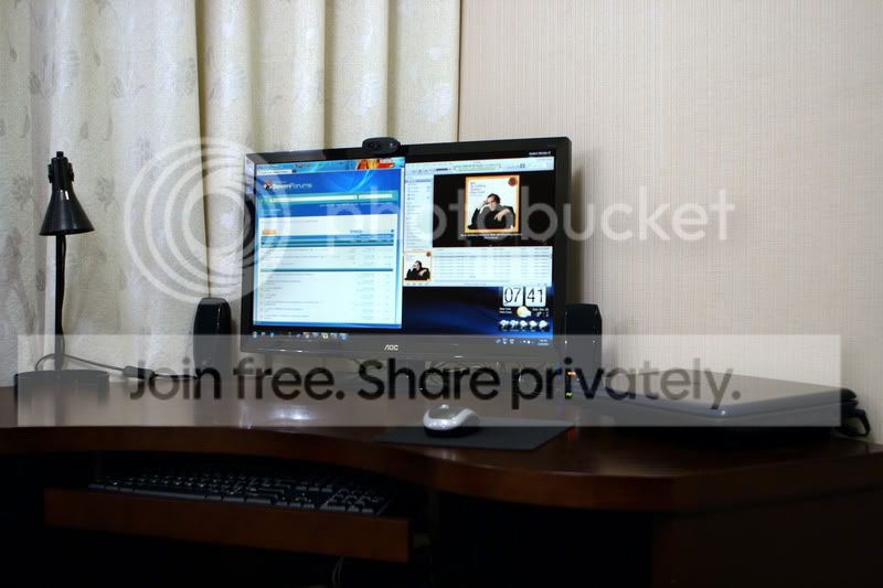 AOC2795vMonitor.jpg
