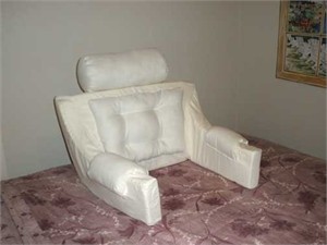 bedchairs.jpg