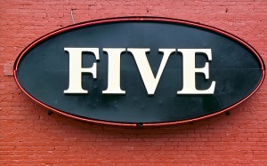 10-3-FiveSign-300x187.jpg