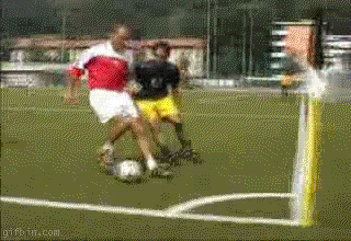 1240850747_creative-soccer-player1.gif
