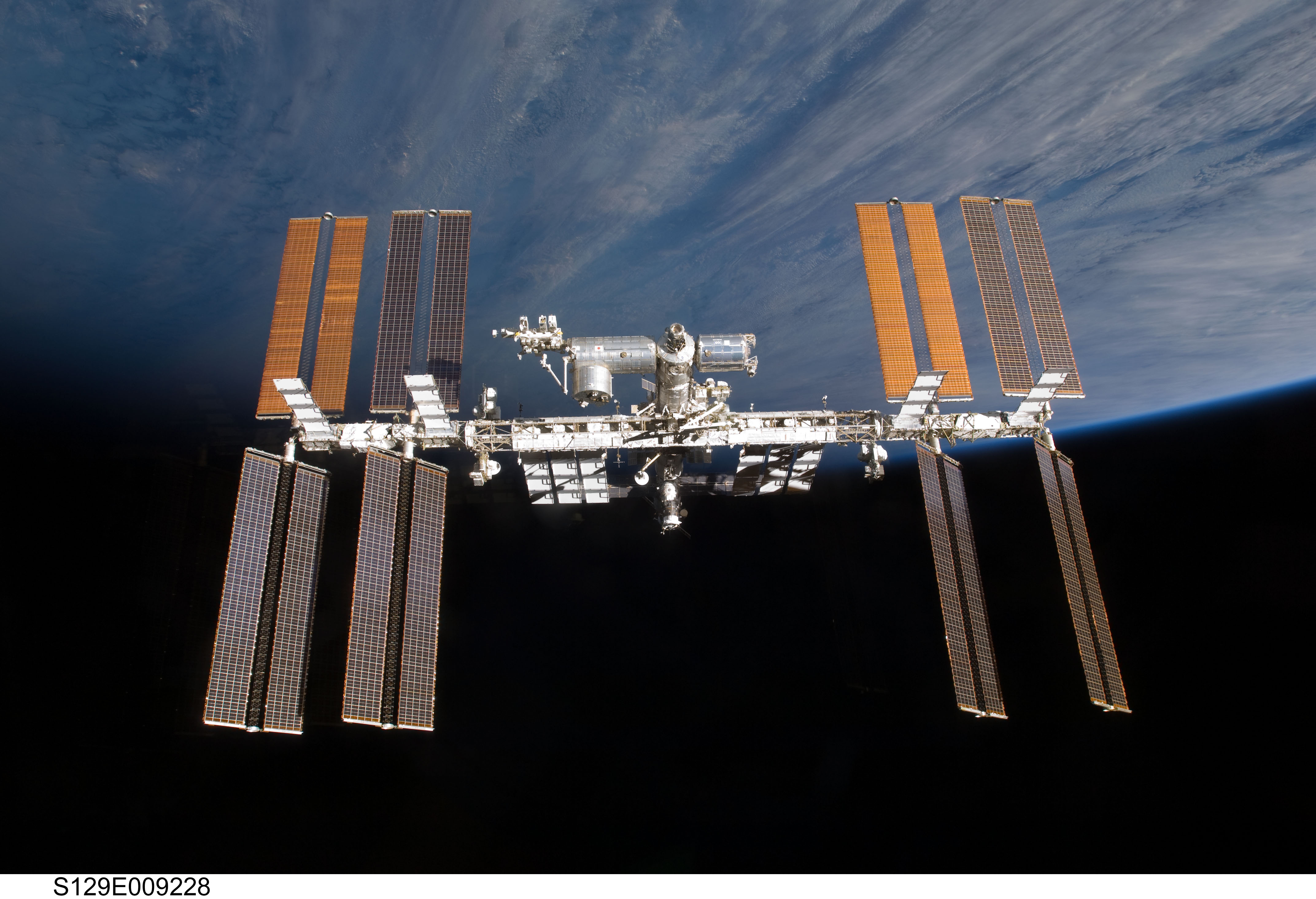 iss_sts129_big.jpg